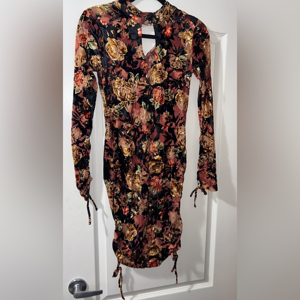 Mini long sleeve dress